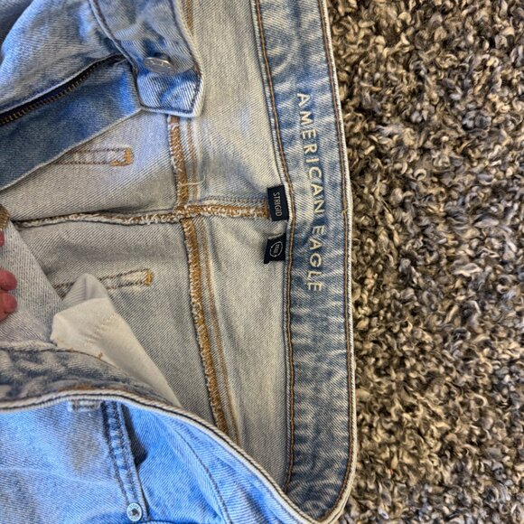 AE Strigid Mom Jeans – High-Rise Relaxed Fit Denim - Picture 3 of 4